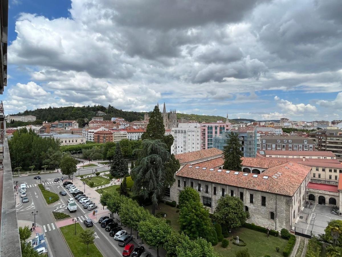 Atuaire Home Gran Apartamento Con Vistas A La Catedral De Burgos Exterior photo
